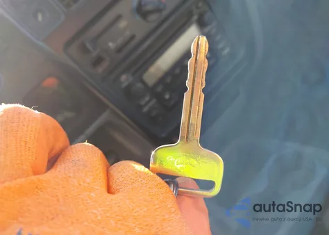 2000 Toyota Tacoma from USA, damaged, VIN 5TEVL52N4YZ717354